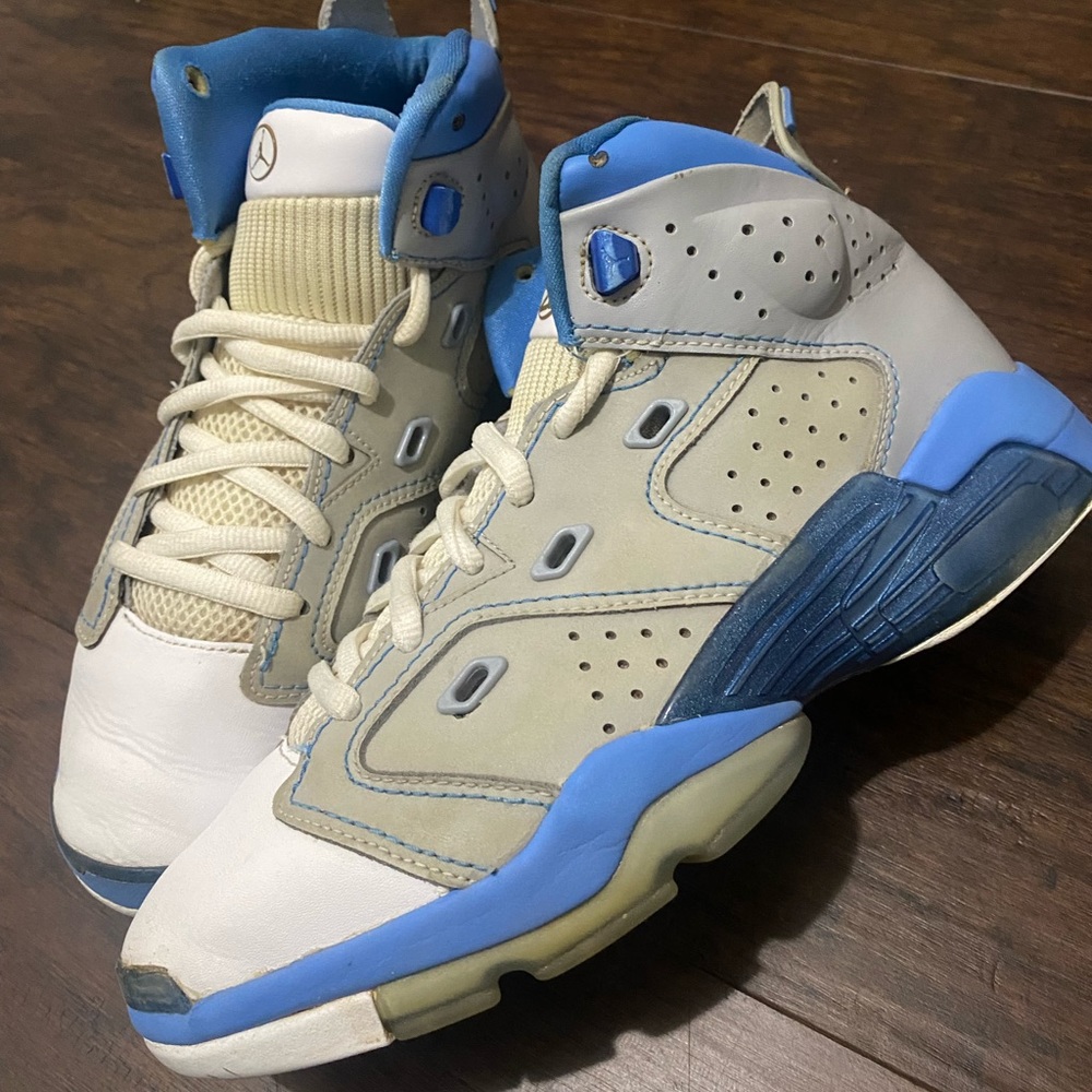Air Jordan 6-17-23 Retro UNC Blue size 8.5 womens university